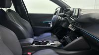 Peugeot 2008 1.5 BlueHDi 130ch S&S GT EAT8 — photo 15
