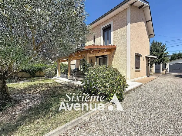Maison 4 pièces 108 m²