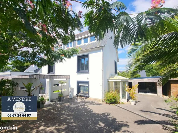 Maison 7 pièces 200 m²