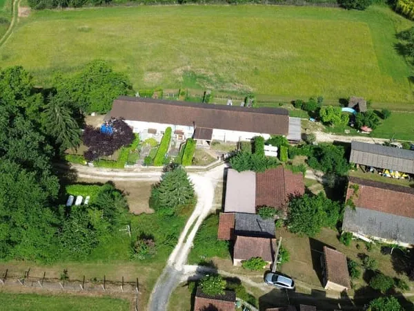 Maison 22 pièces 484 m²