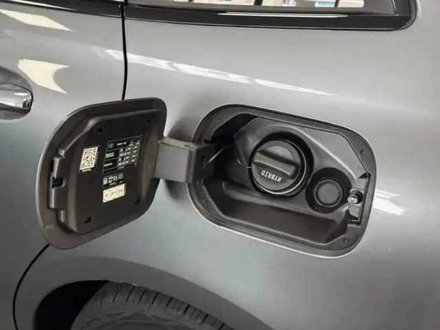 Mercedes Classe B 250 e hybrid eq amg line — photo 11