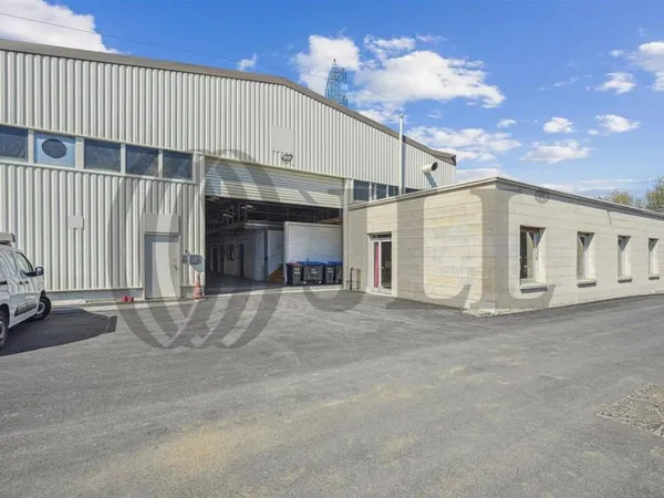 Local d'activité 4146 m²