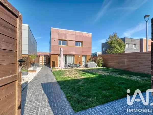 Maison 4 pièces 94 m²