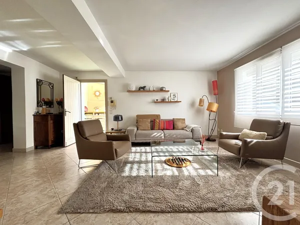Maison 4 pièces 121 m²