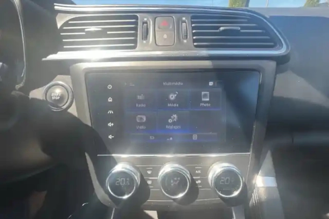 Renault Kadjar tce 140 fap edc — photo 17