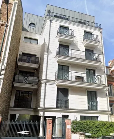 Loue parking - 15m²