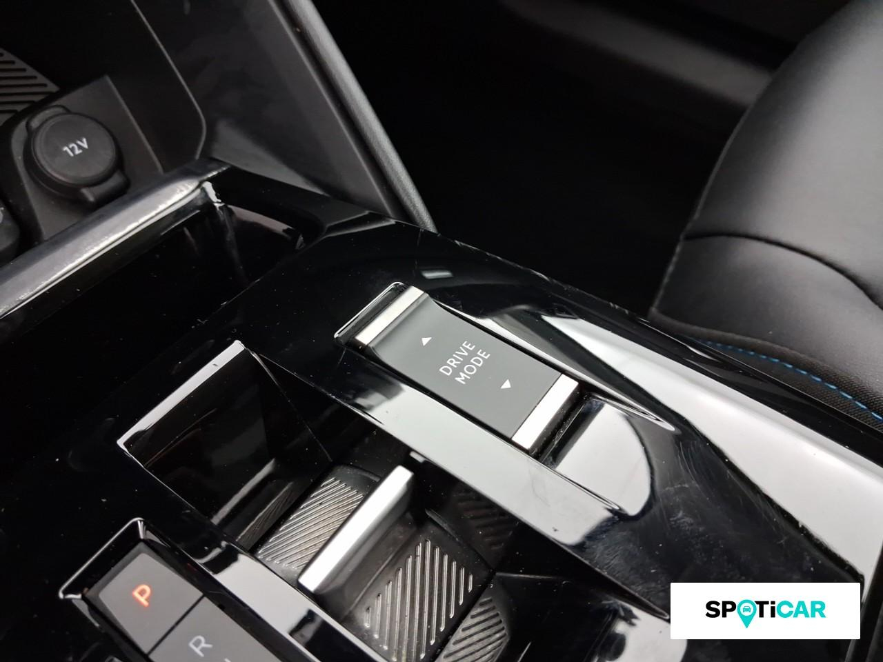 Citroën C4 bluehdi 130ch s&s feel pack eat8 120g — photo 17