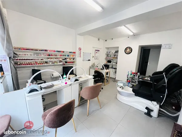 Boutique 35 m² ST DENIS