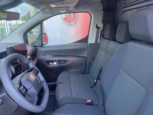 Fiat Doblo fg m diesel 130ch automatique pack premium connect — photo 13