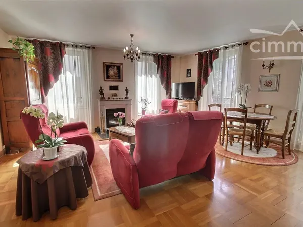 A VENDRE MAISON DE VILLE 228 M2 LA ROCHETTE 73110