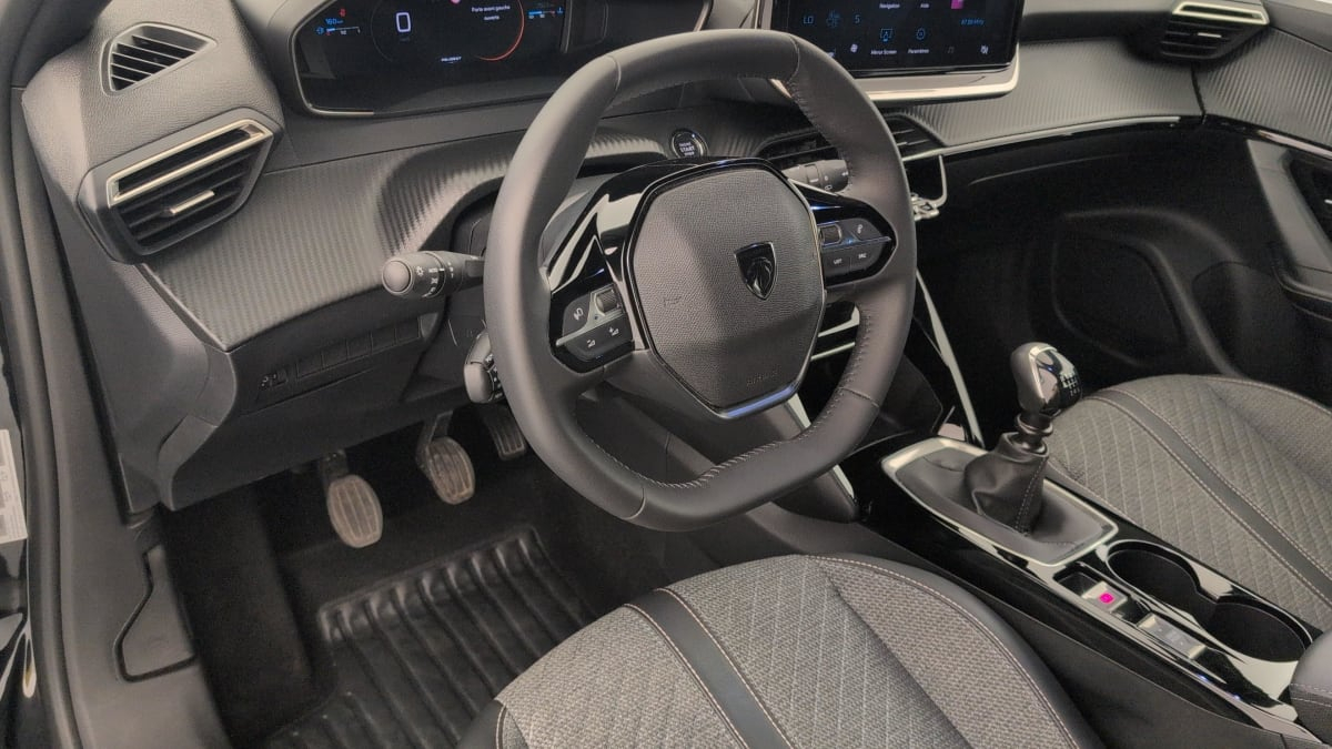 Peugeot 2008 — photo 15