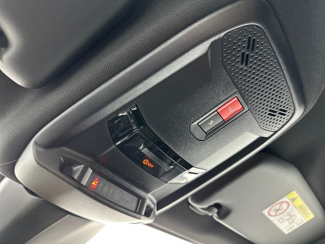 Peugeot 208 puretech 100 s&s bvm6 gt pack — photo 33