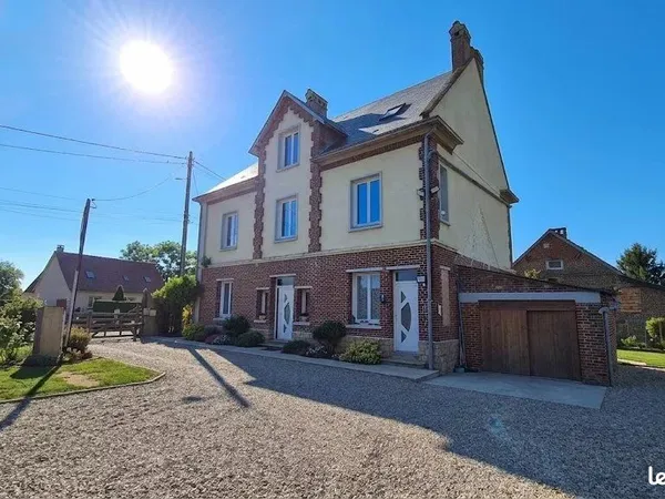 Propriété 11 pièces 241 m²