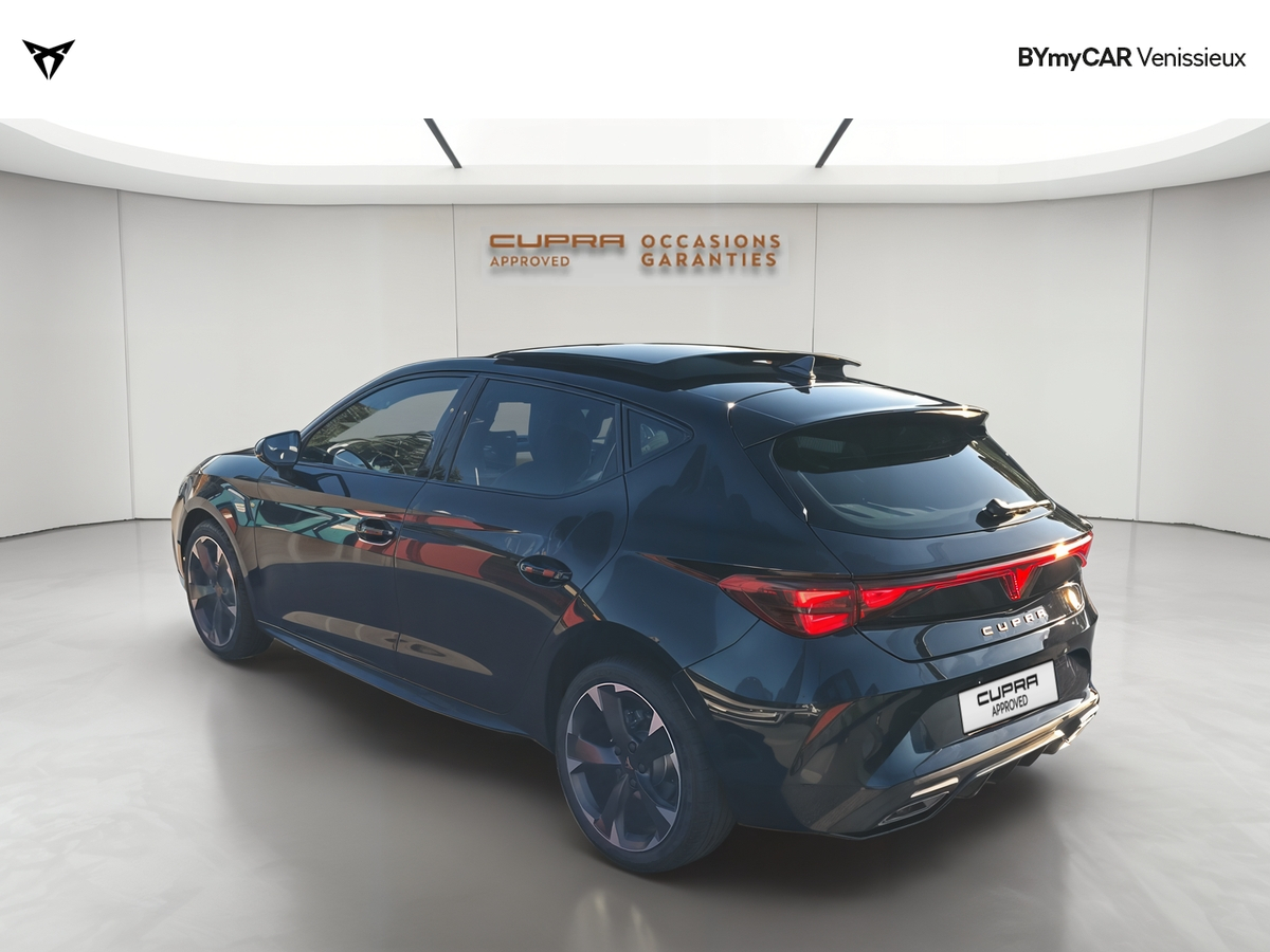 Cupra Leon 1.5 eTSI Hybrid 150 ch DSG7 — photo 3