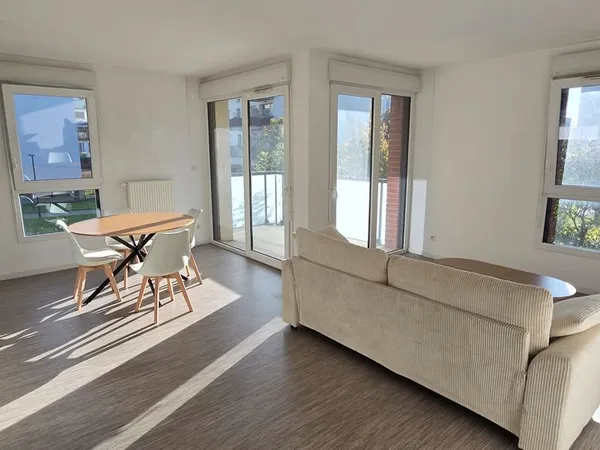 T3 loos meuble 69m² 2 places de parking