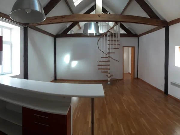 Rare Appartement de caractère 58 m² - Parking privatif - Plein centre d'Amiens