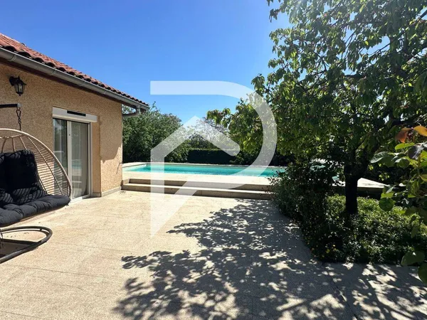 Maison de plain-pied 5 pièces 144 m²