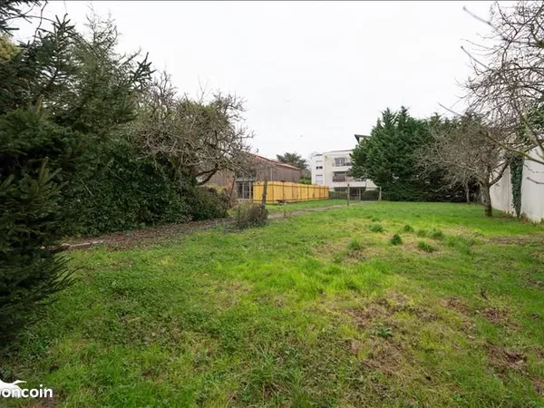 Terrain 601 m² Saint Herblain