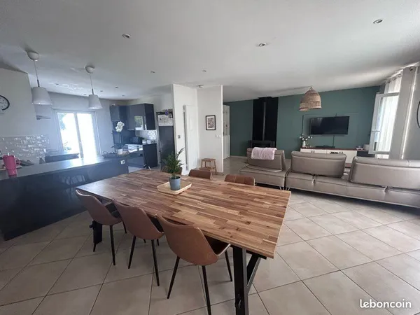 Maison 6 pièces 130 m²