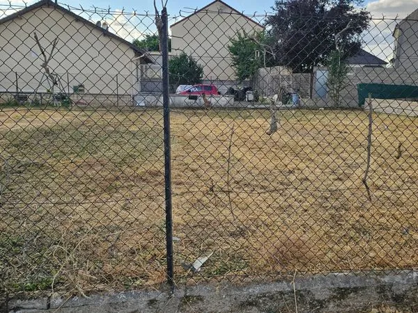 Terrain plat 330m2 Maffliers