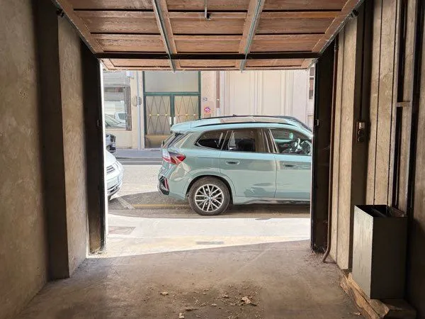 Vente garage lyon 6