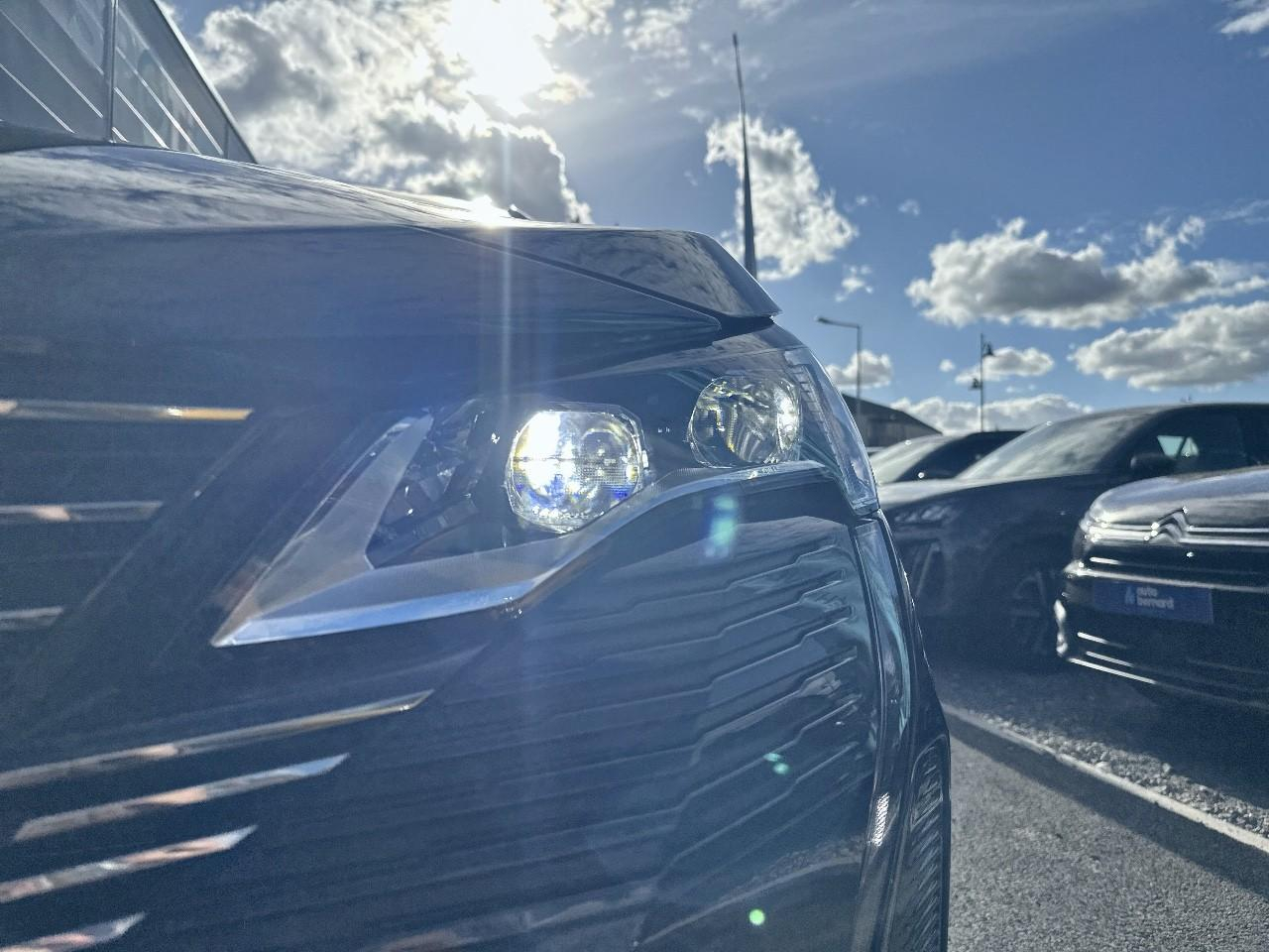 Peugeot 3008 1.2 puretech 130ch s&s gt — photo 13