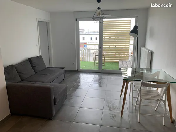 Location T2 38M2 STRASBOURG avenue colmar
