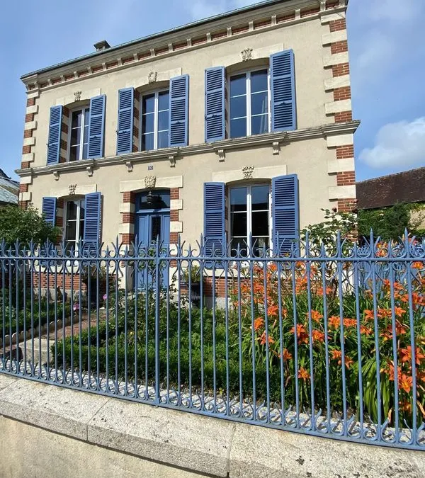 Photo 1