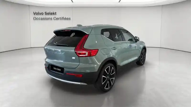 Volvo Xc40 t5 recharge 180+82 ch dct7 — photo 7
