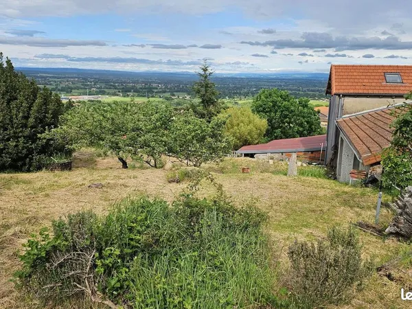 Maison au calme de 175 m² hab avec 4 CH sur 1026 m² de terrain