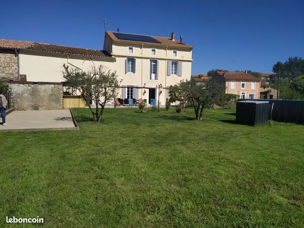 Demeure de caractère rénovée - 7 Chambres