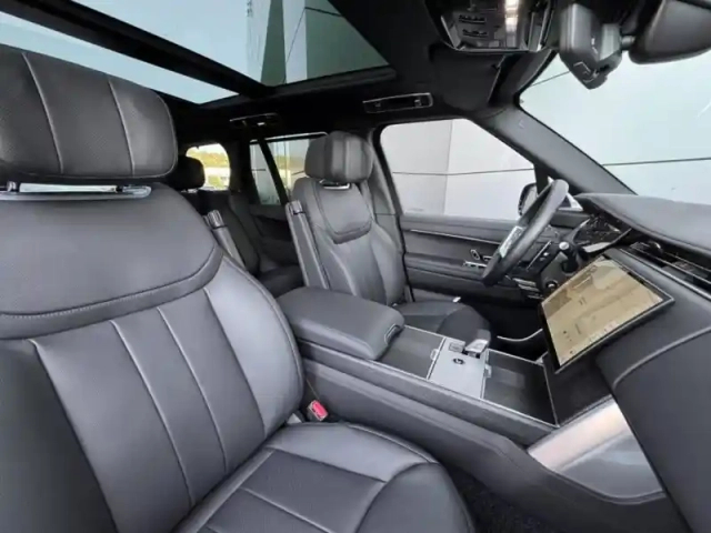 Land Rover Range Rover 3.0 p550e 550ch phev autobiography swb — photo 18
