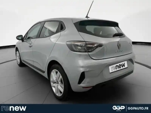 Renault Clio 1.5 blue dci 100ch evolution - 24 — photo 3