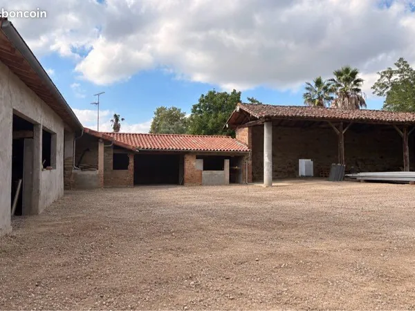 Corps de ferme à rénover
