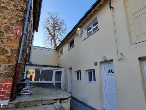 Studio 1 pièce 29 m²