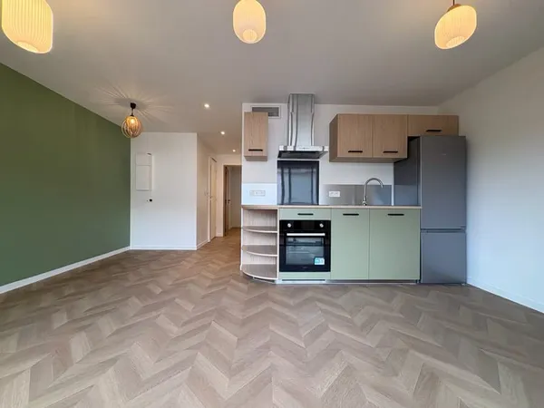 Appartement Carry Le Rouet 2 pièce(s) 36.74 m2, entièrement rénové, centre village, 1 emplacement st