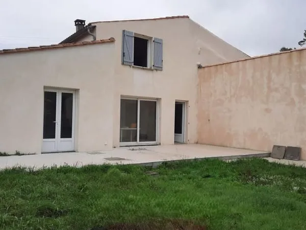 Maison rénovée 85m2 jardin et garage