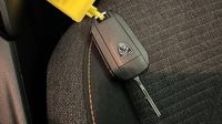 Peugeot 208 1.2 Hybrid 110ch Style e-DCS6 — photo 16