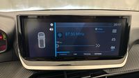 Peugeot 208 1.2 Hybrid 110ch Style e-DCS6 — photo 28
