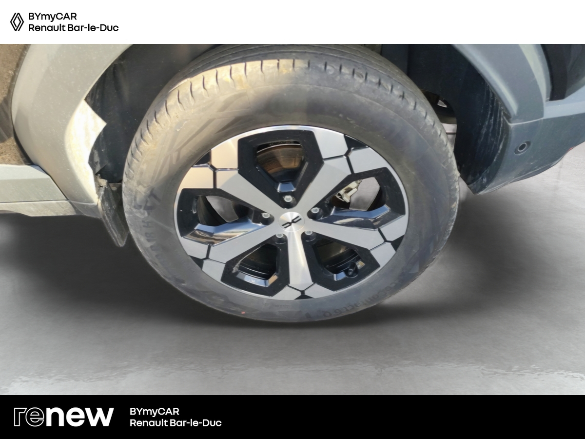 Dacia Duster Hybrid 140 — photo 14