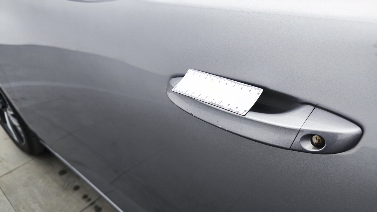 Peugeot 308 SW PHEV 180 e-EAT8 — photo 47
