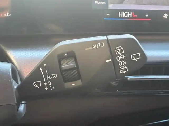 Bmw X1 sdrive18d 150ch m sport — photo 31
