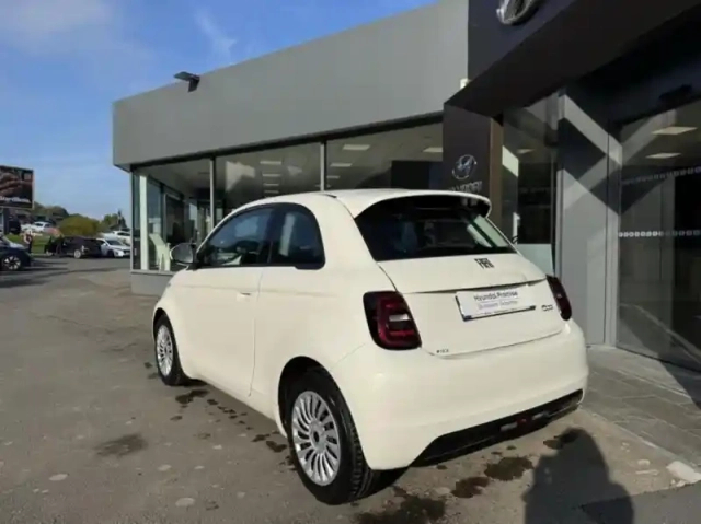 Fiat 500 e 118ch my23 — photo 5