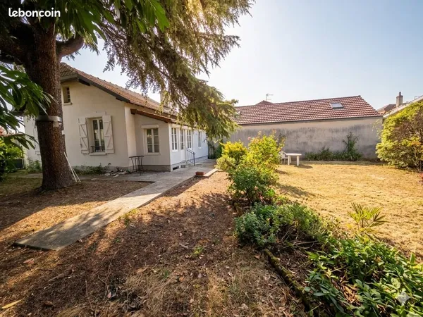 Maison rénovée au coeur de Jurançon