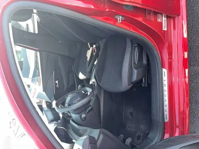 Peugeot 208 puretech 75 s&amp;s bvm5