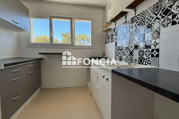 Appartement 4 pièces 74 m²