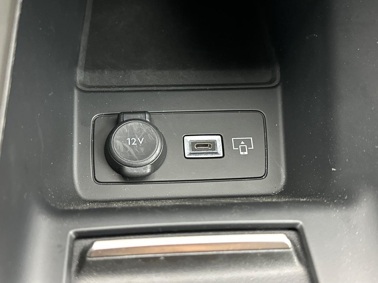 Peugeot 308 hybrid 145 e-dcs6 allure — photo 33