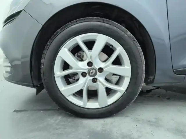 Renault Clio dci 90 e6c limited — photo 15