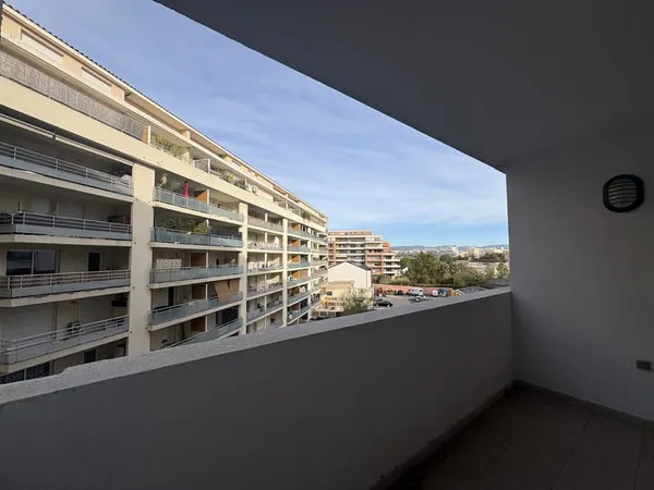 Marseille 8ème, Bd Rabatau | T3 de 58 m2 avec terrasse et gr