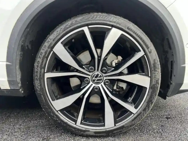 Volkswagen T-Roc 1.5 tsi evo2 150ch r-line dsg7 — photo 9